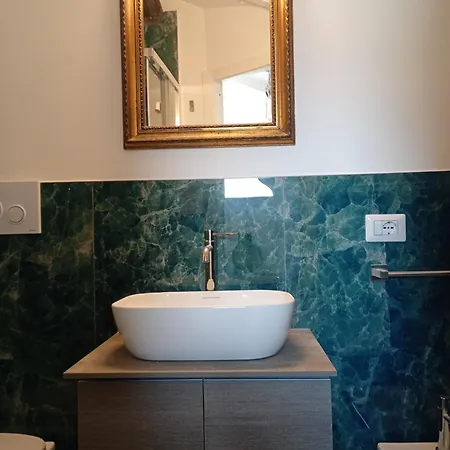 Deco's Place Olivia Apartmán *