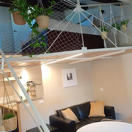 Deco's Place Olivia Apartmán